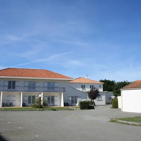 L'oree Du Bois 3*