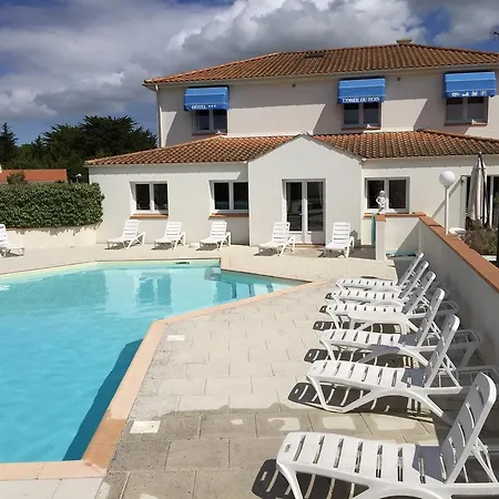 L'oree Du Bois Hotel 3*