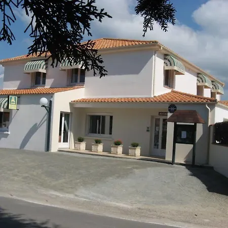 L'oree Du Bois Hotel 3*