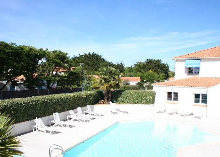 Hotel L'oree Du Bois 3*