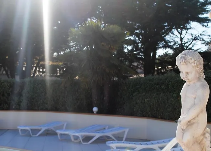 Hotel L'oree Du Bois 3*